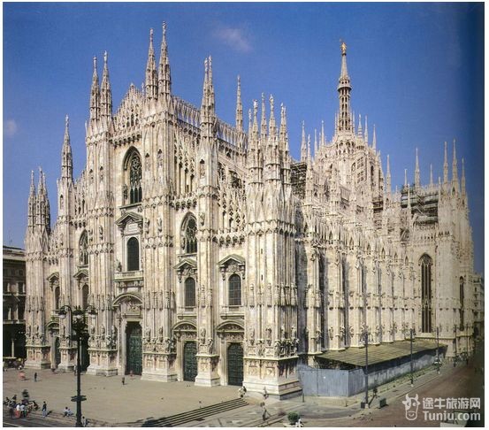哥特式建筑代表作-米兰大教堂