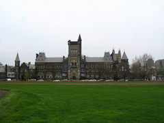 多伦多大学