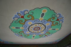 小亭子顶上的花纹