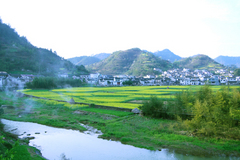 绩溪太极湖村图片