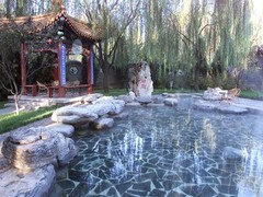 知本温泉图片
