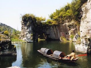剩水荡
