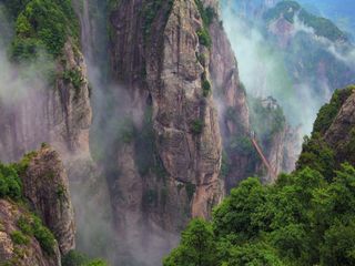 清凉小龙湫