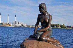 请问芬兰那边有什么值得买的特产吗?_芬兰旅